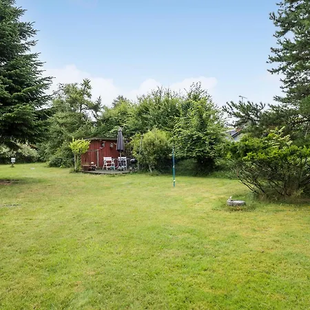 3 Bedroom Cozy In Sjaellands Odde Yderby
